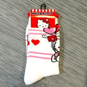 Hello Kitty Valentine’s Day White Crew Socks Women’s Shoe Size 4-10 Sanrio